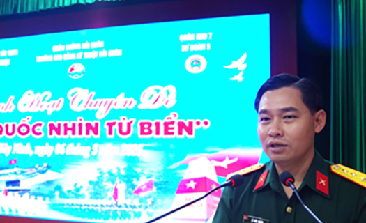 Sư đoàn 5 sinh hoạt chuyên đề “Tổ quốc nhìn từ biển”
